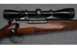 Weatherby Mark V Bolt Action Rifle in .300 Wby Mag - 2 of 9
