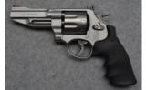 Smith & Wesson Pro Series 627 in .357 Mag NEW. - 2 of 4