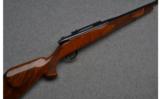Weatherby Mark V Bolt Action Rifle in .270 Wby Mag LEFT HANDED - 1 of 9