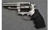 Ruger Redhawk 4
