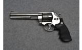 Smith & Wesson ~ 629-3 Classic DX ~ .44 Mag. - 2 of 4