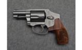 Smith & Wesson ~ 640 Engraved ~ .357 Mag. - 2 of 4