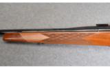 Weatherby ~ Mark V ~ .300 Wby. Mag. - 7 of 9