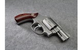 Smith & Wesson ~ Model 60-2 Lady Smith ~ .38 Special - 4 of 5