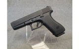 Glock ~ 22 ~ Gen 2 - 40 SW - 2 of 2