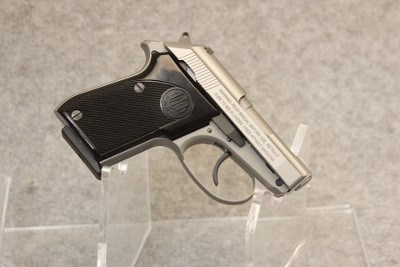Beretta ~ 3032 ~ Tomcat ~ 32 Auto