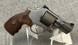 Smith & Wesson~Performance Center~9mm luger - 1 of 3