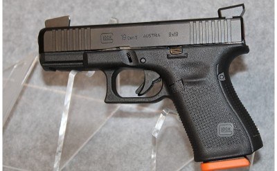 Glock~19 Gen 5~9mm - Image 3 of 4
