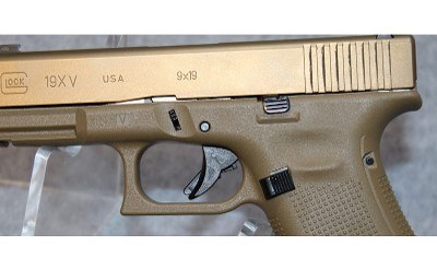 Glock~Model 19X Gen 5~.9mm - Image 4 of 5