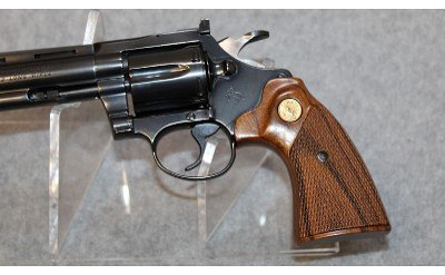 Colt~Diamondback~.22LR - Image 6 of 7
