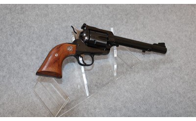 Ruger~New Model Blackhawk~.357 Magnum - Image 2 of 8