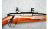 Weatherby MarkV Deluxe, rechambered to 7mm WbyMag - 2 of 9
