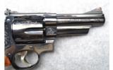 Smith&Wesson 29-10 Revolver .44 Mag, Factory Engraved and Presentation Case - 3 of 9