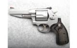 SMITH & WESSON 686-6 SSR PRO SE REVOLVER .357 MAGNUM 4