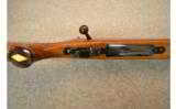 Weatherby Mark V Bolt Rifle .300 WBY Magnum - 4 of 9