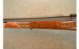 Weatherby Vanguard Thumbhole Bolt Rifle .223 Rem - 6 of 9