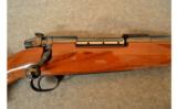 Weatherby (JPN) Mark V Bolt Rifle 7MM Wby Mag - 2 of 9