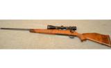 Weatherby Mark V Left-Hand Bolt Rifle .300 Wby Mag - 1 of 9