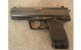 HK
USP .40 S&W V3 Semi-Auto Pistol - 2 of 2