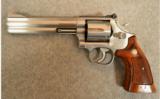 Smith & Wesson 686-1 Revolver .357 Magnum - 2 of 4