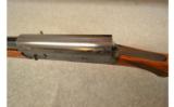Browning
Light Twelve Semi-Auto Shotgun 12 Gauge - 8 of 9