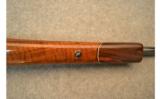 Weatherby Mark V Deluxe Bolt Rifle .257 WBY Magnum - 8 of 9