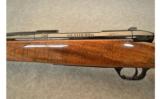 Weatherby Mark V Deluxe Bolt Rifle .257 WBY Magnum - 5 of 9