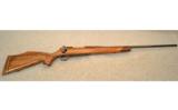 Weatherby Mark V Deluxe Bolt Rifle .257 WBY Magnum - 1 of 9