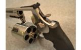 Smith & Wesson .500 S&W Magnum Revolver - 4 of 5
