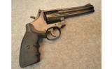 Smith & Wesson 586 Revolver .357 Magnum - 1 of 3