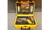 Smith & Wesson .460ES Bear Attack Survival Kit - 5 of 6