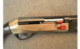 Benelli Super Sport Performance Shop Semi-Auto Shotgun 12 gauge - 2 of 9