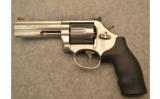 Smith & Wesson 686-6 Stainless .357 Magnum - 2 of 2