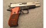 Sig Sauer P220 Super Match SAO
Pistol .45 Auto - 1 of 2