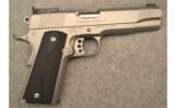 Kimber Stainless Target II Pistol 10MM - 1 of 3