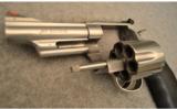 Smith & Wesson 629-6 Revolver
.44 S&W Magnum - 3 of 4