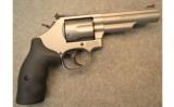 Smith & Wesson 66-8 Revolver .357 Magnum - 1 of 3