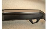 Benelli SBE II Semi-Auto Shotgun 12 Gauge - 5 of 9