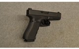 Glock ~ 17 Gen4 ~ 9mm Luger - 1 of 3