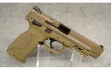 Smith & Wesson ~ M&P9 M2.0 ~ 9mm Luger - 1 of 2