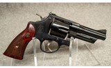 Smith & Wesson ~ 27-9 ~ .357 Magnum - 1 of 2