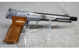 Smith & Wesson ~ Model 41 ~ .22 Long Rifle