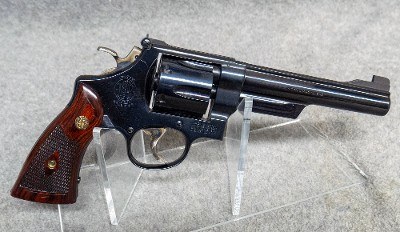 Smith & Wesson ~ 25-2 ~ .45 ACP