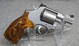 Smith & Wesson ~ 686-6 Plus Performance Center ~ .357 Magnum - 1 of 2
