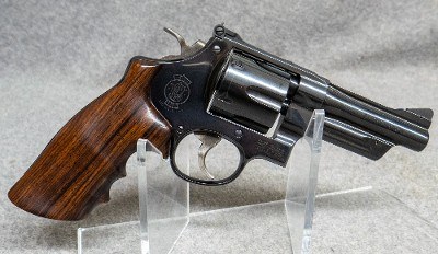 Smith & Wesson ~ 27-9 ~ .357 Magnum