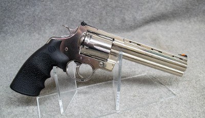 Colt ~ Anaconda ~ .44 Magnum