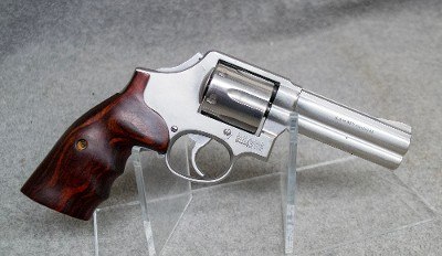 Smith & Wesson ~ 681-3 ~ .357 Magnum - Image 1 of 2