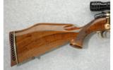 Weatherby Mark V .300 Magnum - 5 of 7