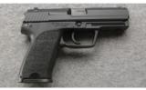 H&K USP 9MMx19 With 3 Magazines - 1 of 3