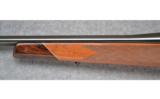 Weatherby, Mark V, .300 Magnum - 6 of 9